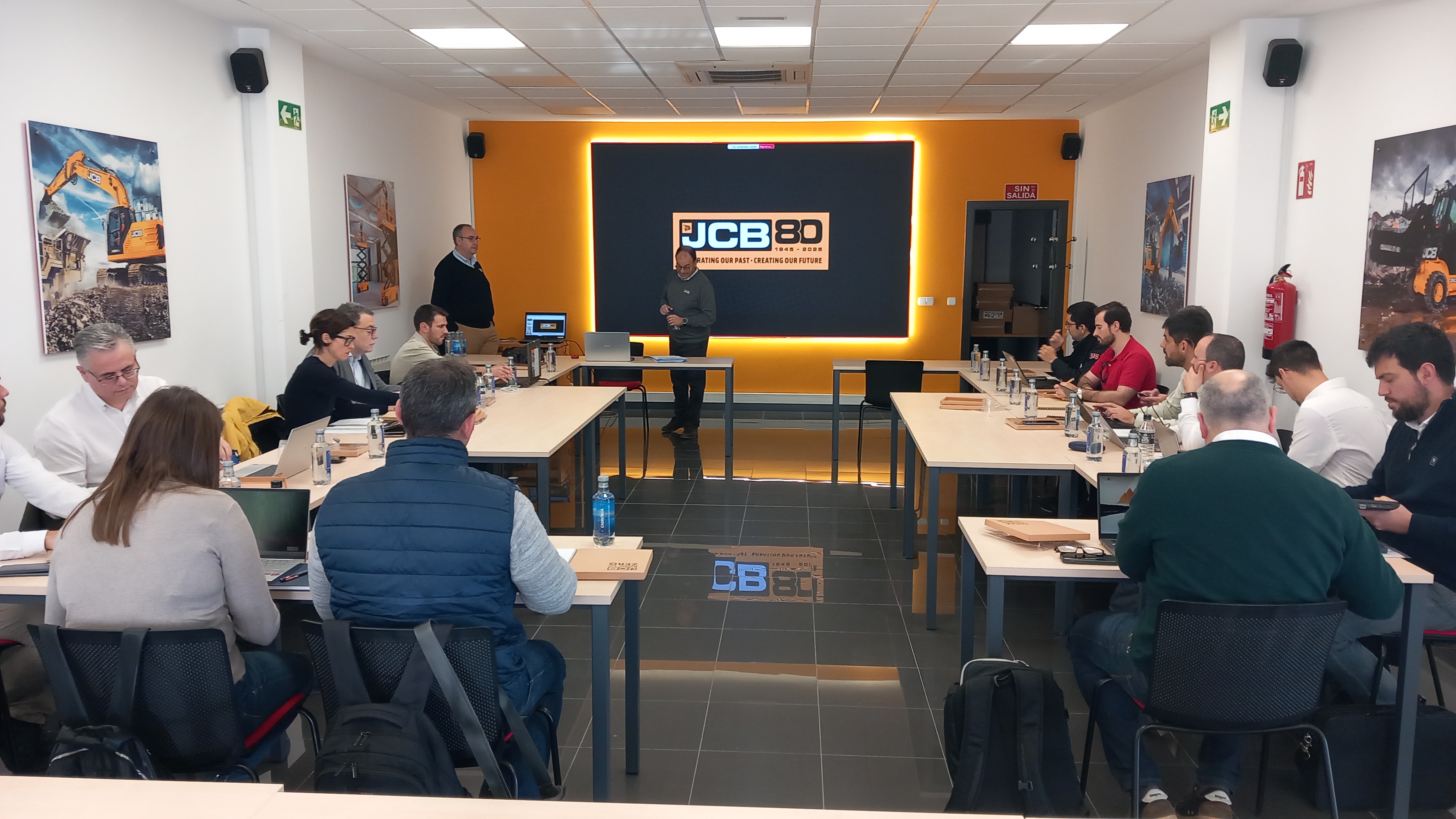 Grupo de Trabajo de Maquinaria Móvil  